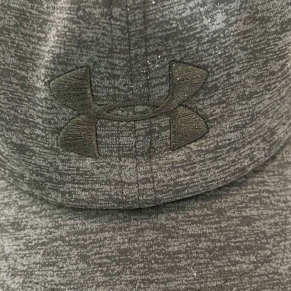 Under Armour Blue Lightweight Hat - Picture 3 of 5